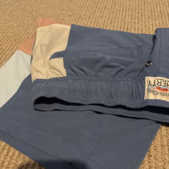 Faherty Swim Shorts Men's Size Small Beacon Trunk Drawstring Waist - Picture 7 of 11